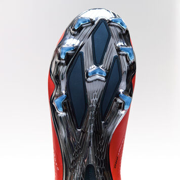 TVRD&Aacute; PŮDAT (FG)